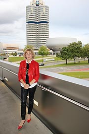 Joy Fielding vor der BMW Welt am 02.10.2016 (©Foto. Martin Schmitz)